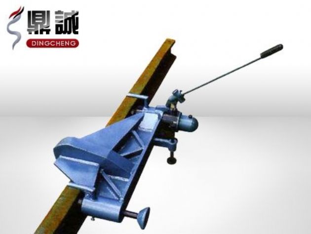 點擊查看詳細信息<br>標題：水平液壓彎軌機 閱讀次數(shù)：4703