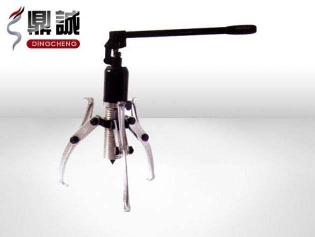 點(diǎn)擊查看詳細(xì)信息<br>標(biāo)題：整體式液壓拉馬 閱讀次數(shù)：4697