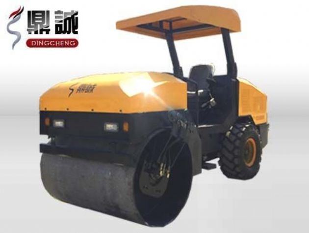 點(diǎn)擊查看詳細(xì)信息<br>標(biāo)題：4噸單鋼輪振動(dòng)壓路機(jī) 閱讀次數(shù)：13393